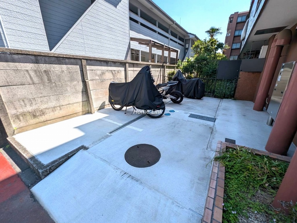 キャニオンビュー成増　駐輪場